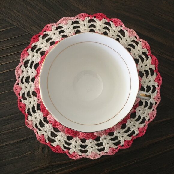 Colclough Pastel Spring Flowers English Bone China Teacup & Saucer Set - Picture 9 of 11